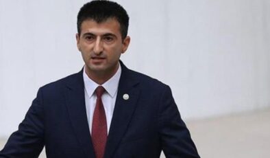 CHP’den istifa eden Mehmet Ali Çelebi, “Vekillikten de istifa et” çağrıları için tek şartını açıkladı