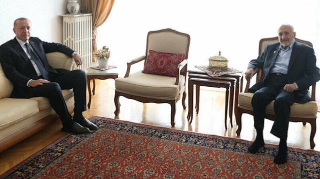Cumhurbaşkanı Erdoğan, Oğuzhan Asiltürk'ü evinde ziyaret etti