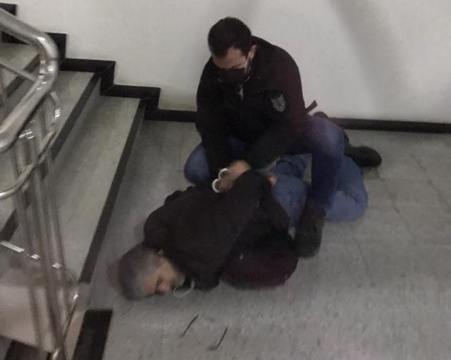 Firari eski emniyet müdürleri, Ankara'da FETÖ'nün hücre evinde yakalandı