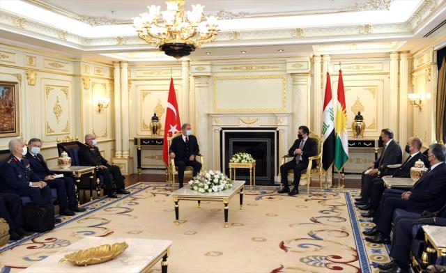 Son Dakika! Mesud Barzani ve oğlu ile görüşen Hulusi Akar'dan kritik mesaj: Bütün mücadelemiz terör örgütüne karşı