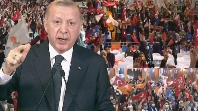 Cumhurbaşkanı Erdoğan’a kongreye damga vuran sözler: Bu lezbiyenlerin mezbiyenlerin dediklerine takılmayalım