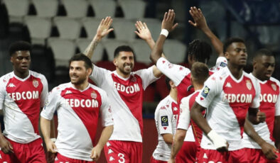 Monaco, PSG’yi deplasmanda devirdi