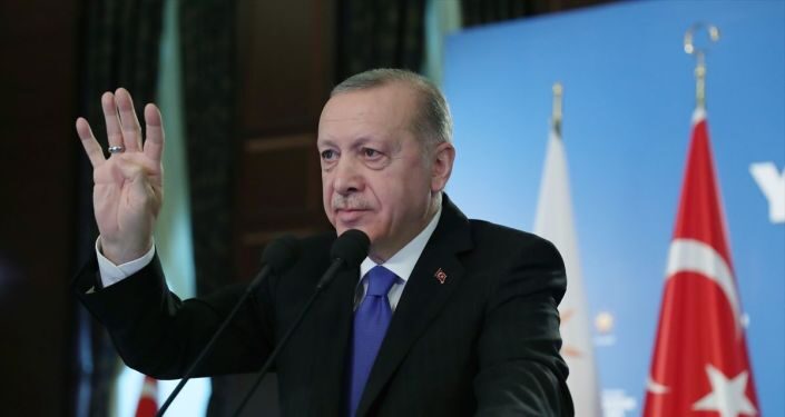 Selvi: Erdoğan MKYK toplantısında, ‘Yeni anayasada şunu yapacağız, bunu yapacağız demeyin’ uyarısını yapmış