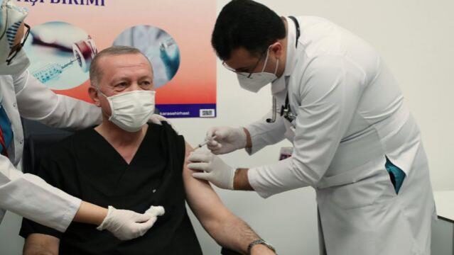 Son Dakika! Cumhurbaşkanı Erdoğan, koronavirüs aşısının ikinci dozunu yaptırdı