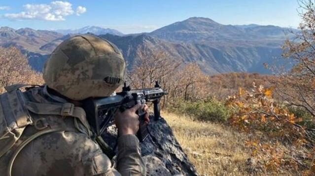 Terör örgütü PKK’ya bir darbe daha! Kırmızı listede aranan terörist eylem hazırlığındayken öldürüldü