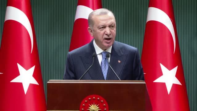 Cumhurbaşkanı Erdoğan: (Kovid-19 tedbirleri) Şehirlerimizdeki mevcut uygulamayı bir süre daha sürdürme ve gelişmeleri yakın takip etme kararı aldık 