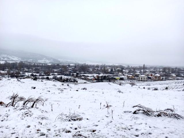 Kar yağışı Konya Antalya karayolunda etkili oldu