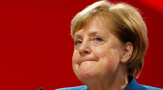 Merkel’in partisinde düşüş: Corona yüzünden dibi gördü