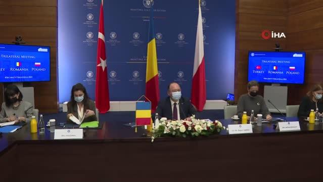 - Bakan Çavuşoğlu: Ukrayna'da ve çevresindeki son gelişmeleri yakından takip ediyoruz 