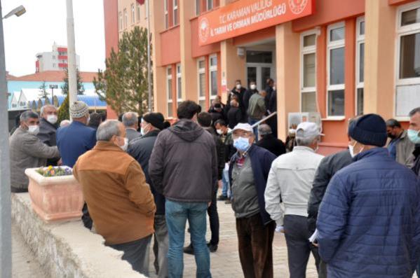 Karaman'da çiftçilerin hafta sonu kısıtlaması için izin belgesi sorunu yaşandı