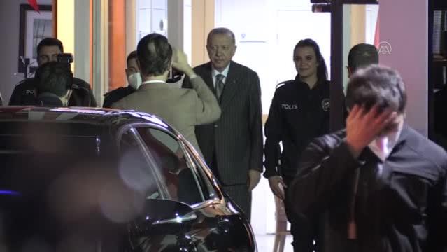 Son dakika haberi | Cumhurbaşkanı Erdoğan, Çengelköy Polis Merkezi'nde iftar yaptı