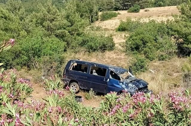 Mersin’de panelvan ile otomobil çarpıştı: 1 ölü, 5 yaralı