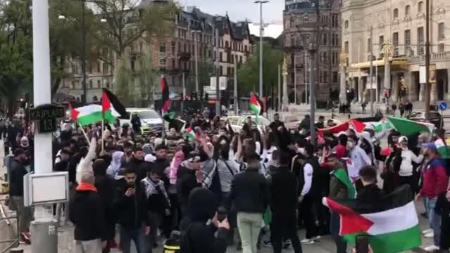 STOCKHOLM - İsveç'te, İsrail'in Filistin'e yönelik saldırıları protesto edildi