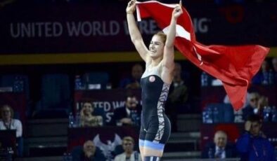 Son dakika haberleri! Buse Tosun, Poland Open Güreş Turnuvası’nda gümüş madalya kazandı