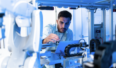 Schneider Electric ve Botek Otomasyon nitelikli iş gücü için mesleki eğitimi destekliyor
