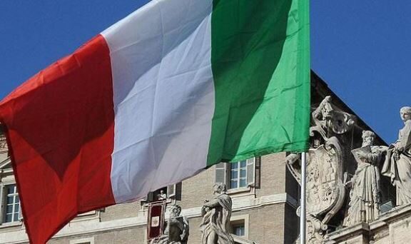 İtalya’da Yabancı Kelime Kullanılmasını Cezalandıran Yasa Teklifi Sunuldu