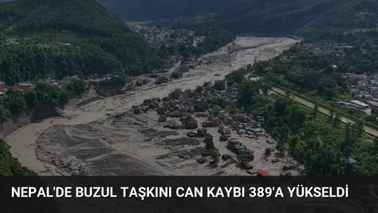 Nepal’de Buzul Taşkını Can Kaybı 389’a Yükseldi